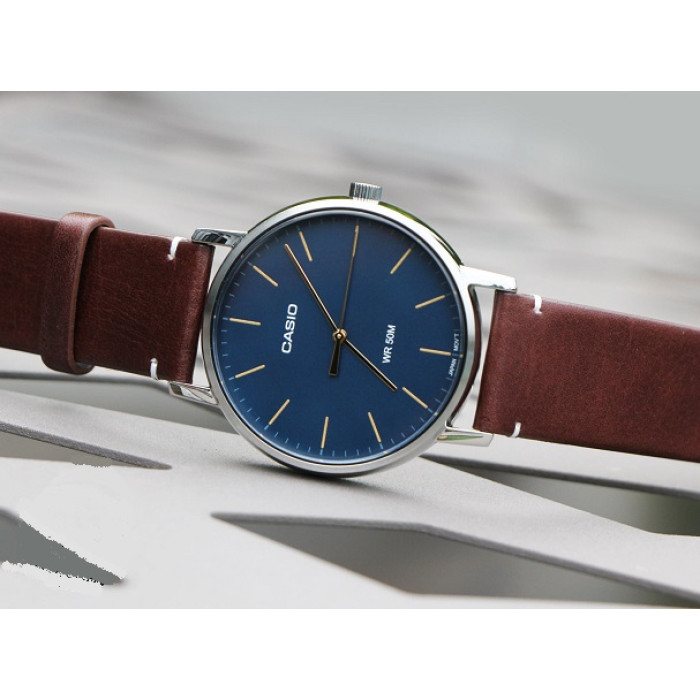 Часы CASIO MTP-E171L-2E