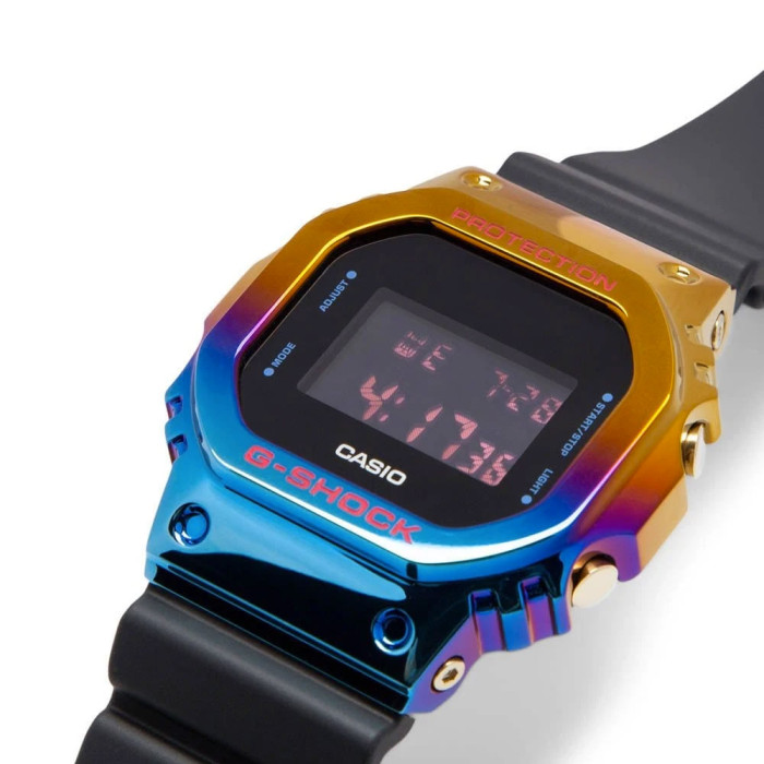 Годинник CASIO G-SHOCK GM-5600SN-1ER