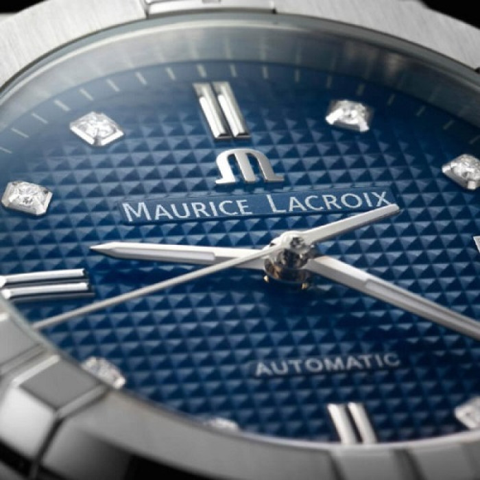Годинник Maurice Lacroix AI6006-SS001-450-1