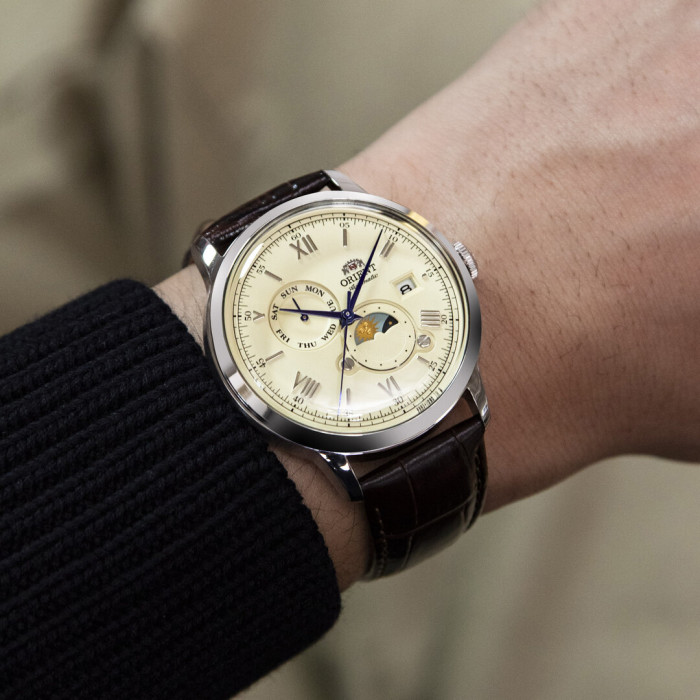 Годинник Orient Bambino Version 9 RA-AK0803Y30B