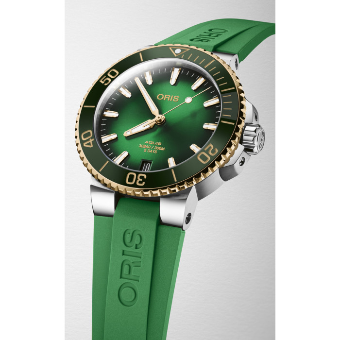 Годинник ORIS Aquis Calibre 400 400.7769.6357 RS 4.22.75FC