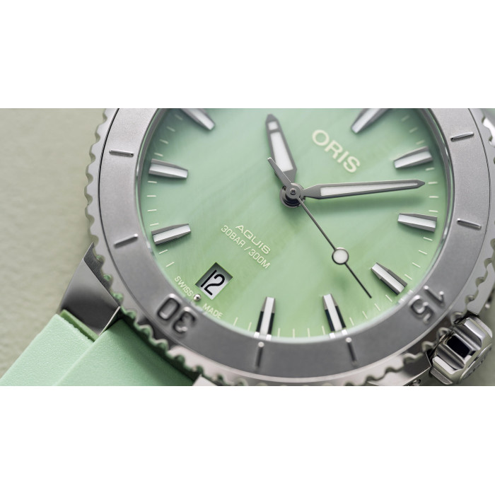 Годинник Oris Aquis Date Lady 733.7770.4157 RS 4.18.67FC