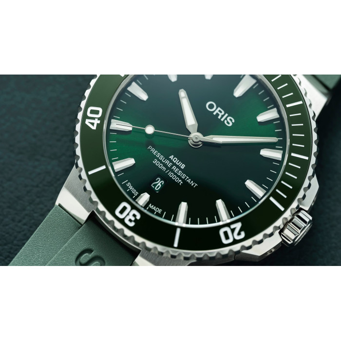 Годинник Oris Diving Aquis Date 733.7789.4157 RS 4.23.37FC