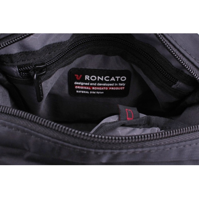 Мужская вертикальная сумка Roncato Land черная 7300/01