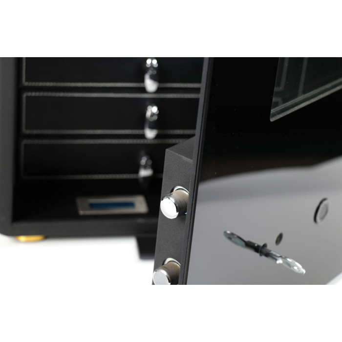 Сейф Salvadore для підзаводу 6 годинників Mini Black Safe