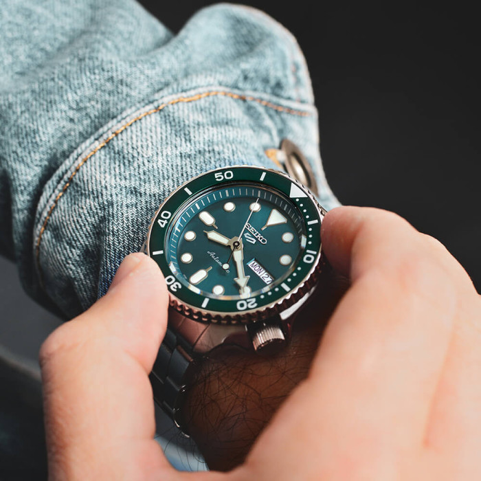 Годинник SEIKO 5 SPORTS SRPD61K1