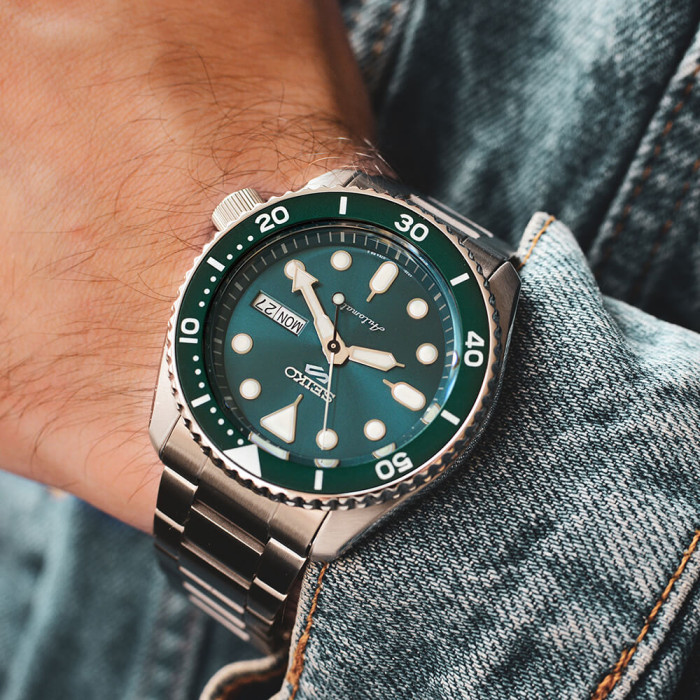 Годинник SEIKO 5 SPORTS SRPD61K1
