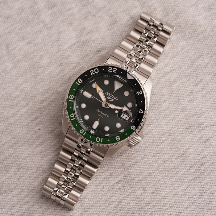 Годинник SEIKO 5 SPORTS GMT SSK035K1