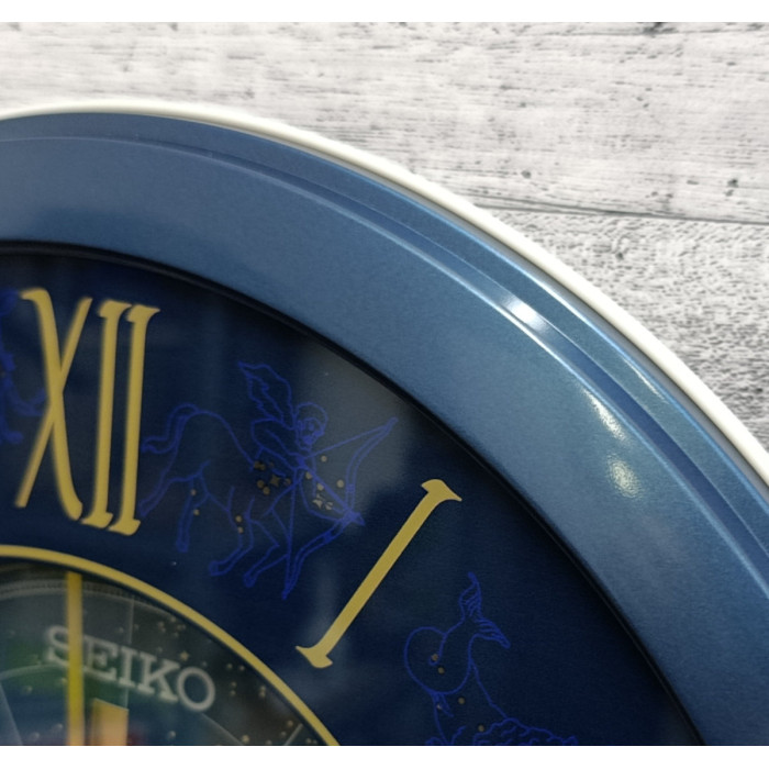 Настінний годинник SEIKO QHA013L