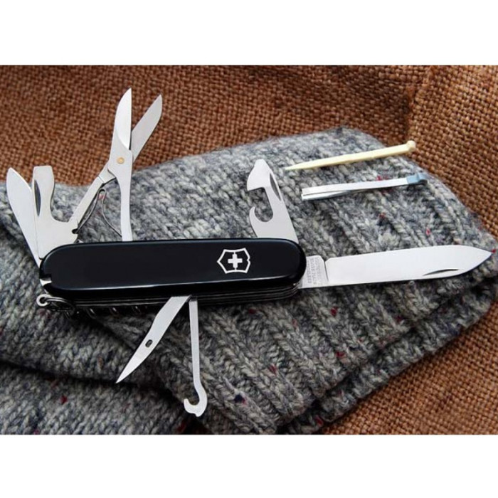 Складаний ніж Victorinox Huntsman Vx13713.3 (1.3713.3)