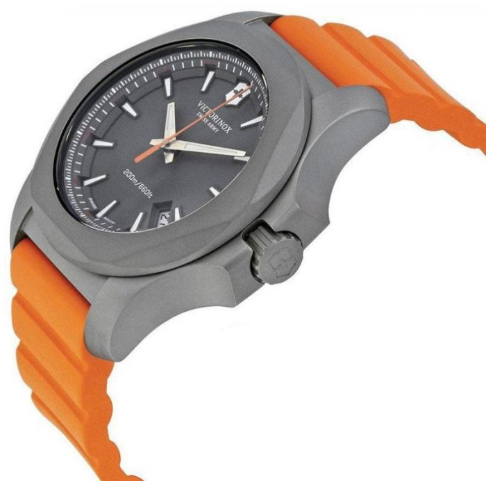 Годинник Victorinox Swiss Army V241758